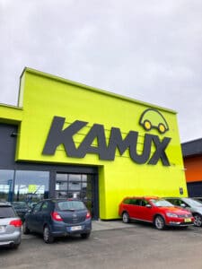 Kamux -yhtiön julkisivu pellityksillä